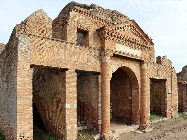Ostia Antica: The Lesser-Known Roman Town photo 4