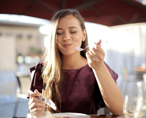 Small Group Food Tour of East London with Tastings Included