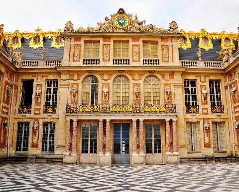 Private Versailles Palace & Gardens Tour, Musical Fountain Show & Hotel Pick-up (tickets included)