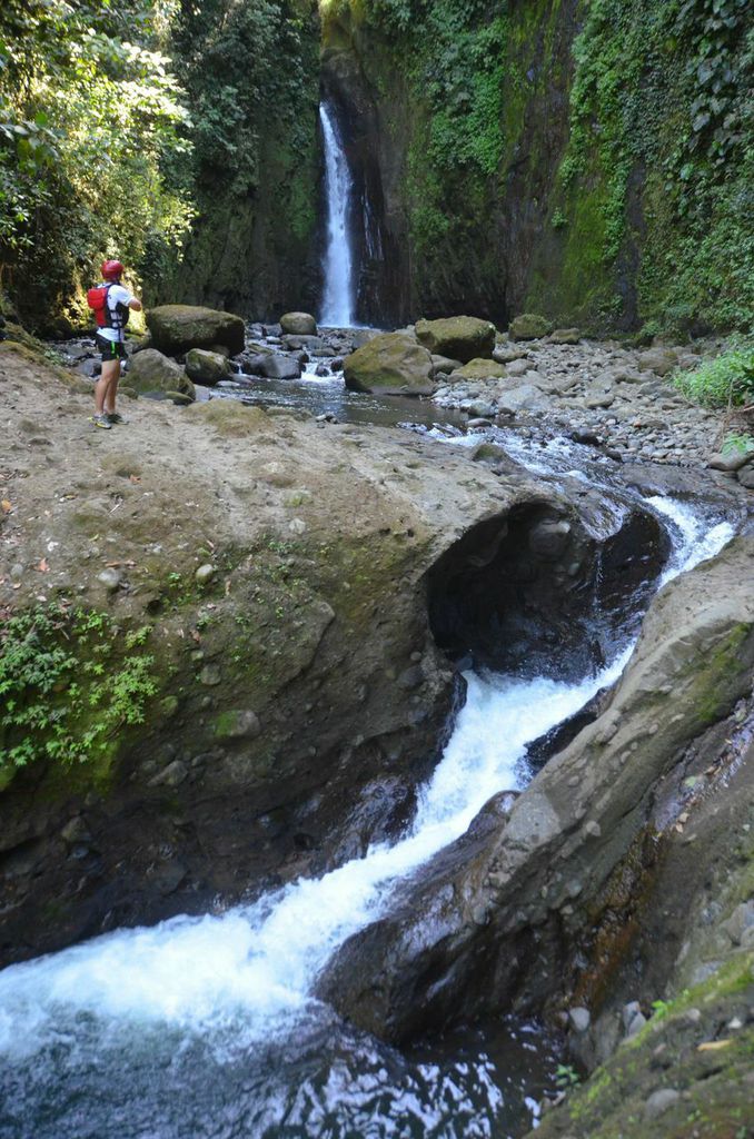 San Jose To Arenal La Fortuna Gravity Falls Waterfall Jumping Tour