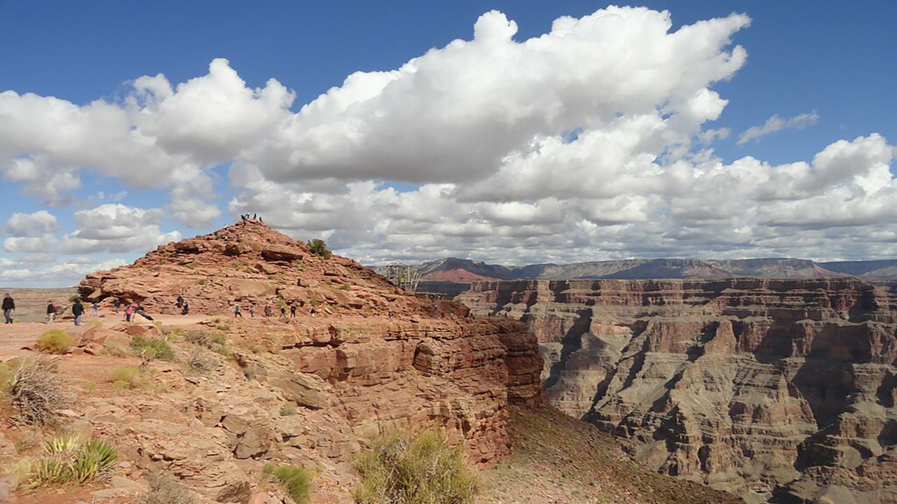 GC - West Rim Bus photo 1