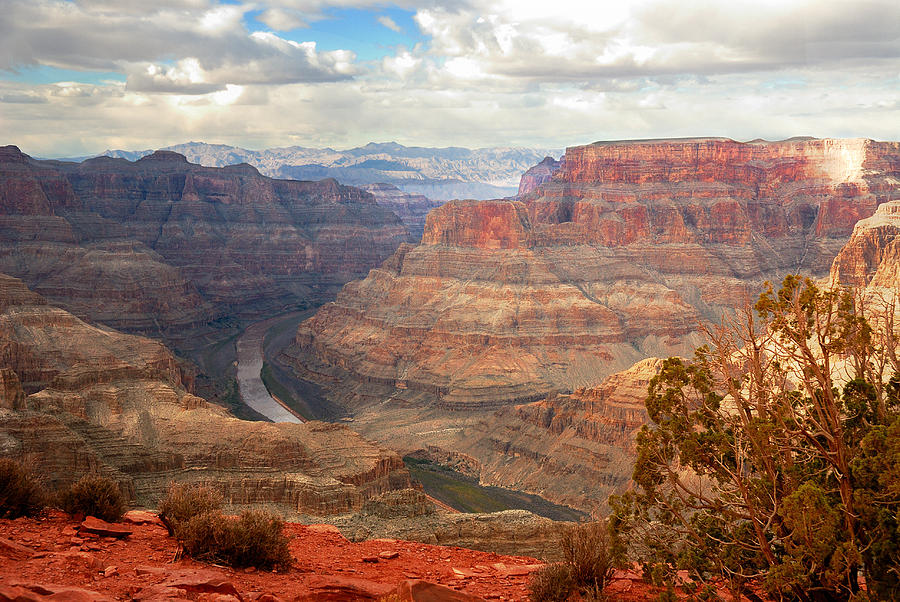 Grand Canyon West Luxury Bus Tour With Walking Guide photo 1