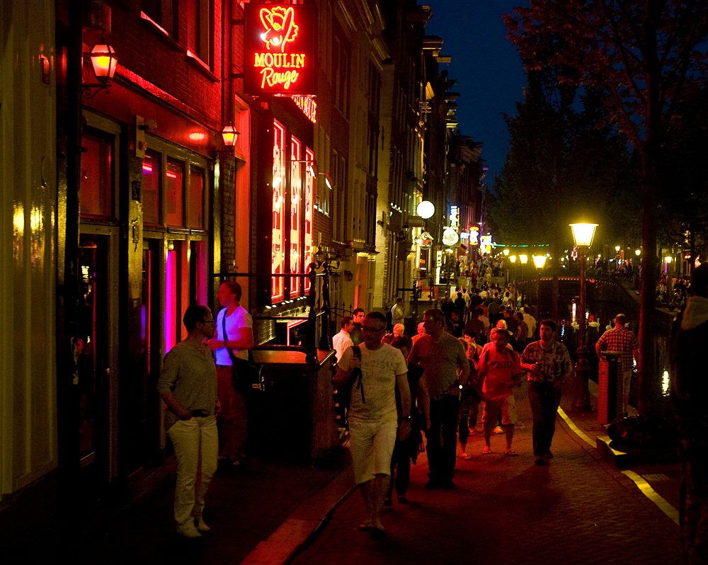 Early Red Light District Tour: Sex n Drugs - Omy Amsterdam Tours  Reservations