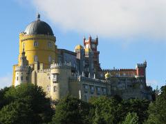 COOL SINTRA FULL DAY TOUR - (REGALEIRA + PENA PALACE GUIDED TOUR)