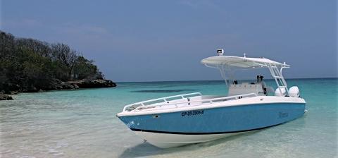 Island Hopping in Style + Speedboat 30