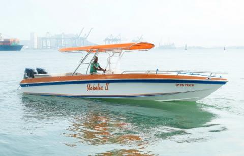 Island Hopping in Style + Speedboat 28