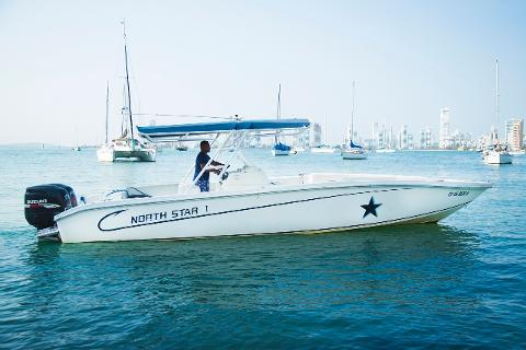 Island Hopping in Style + Speedboat 32