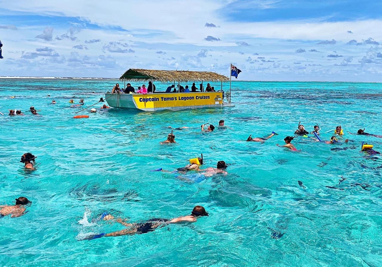 Snorkelling, Lagoon Cruise & BBQ 