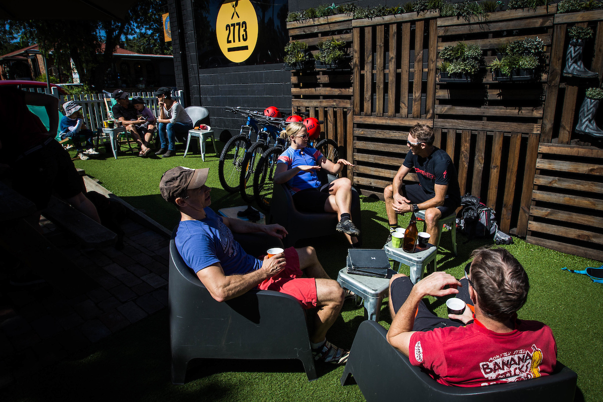 E- Bike (electric) GUIDED TOUR - HALF DAY - PRIVATE CHARTER - Blue Labyrinth - Glenbrook Precinct