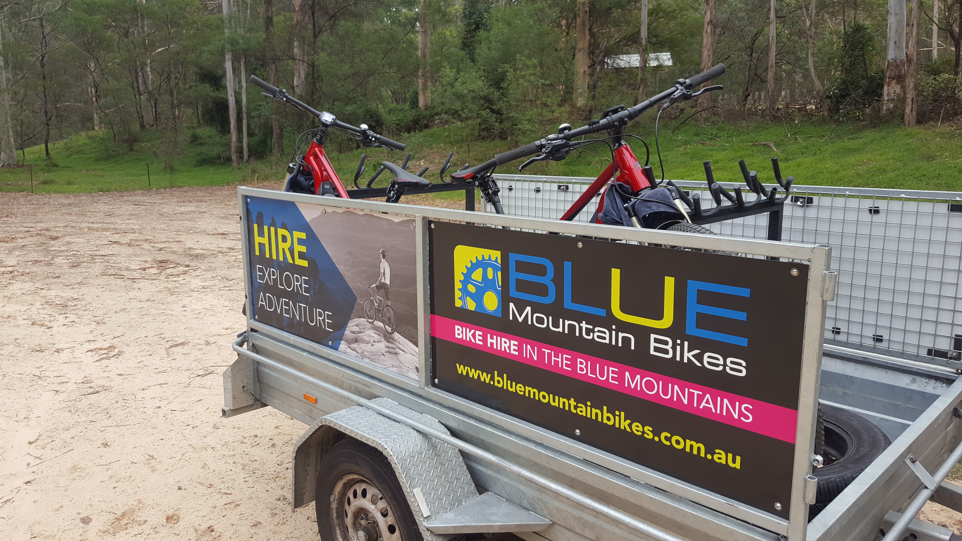 E- Bike (electric) GUIDED TOUR - HALF DAY - PRIVATE CHARTER - Blue Labyrinth - Glenbrook Precinct