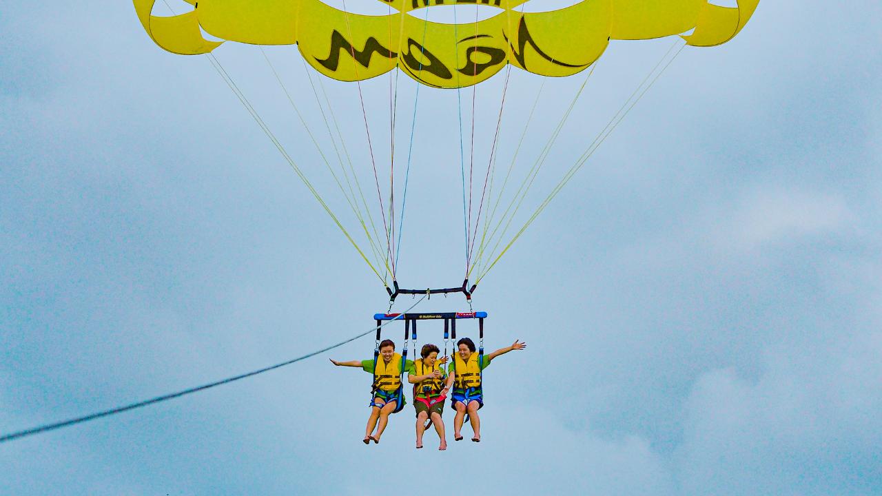 PARASAILING SENSATION TRIPLE FLYER