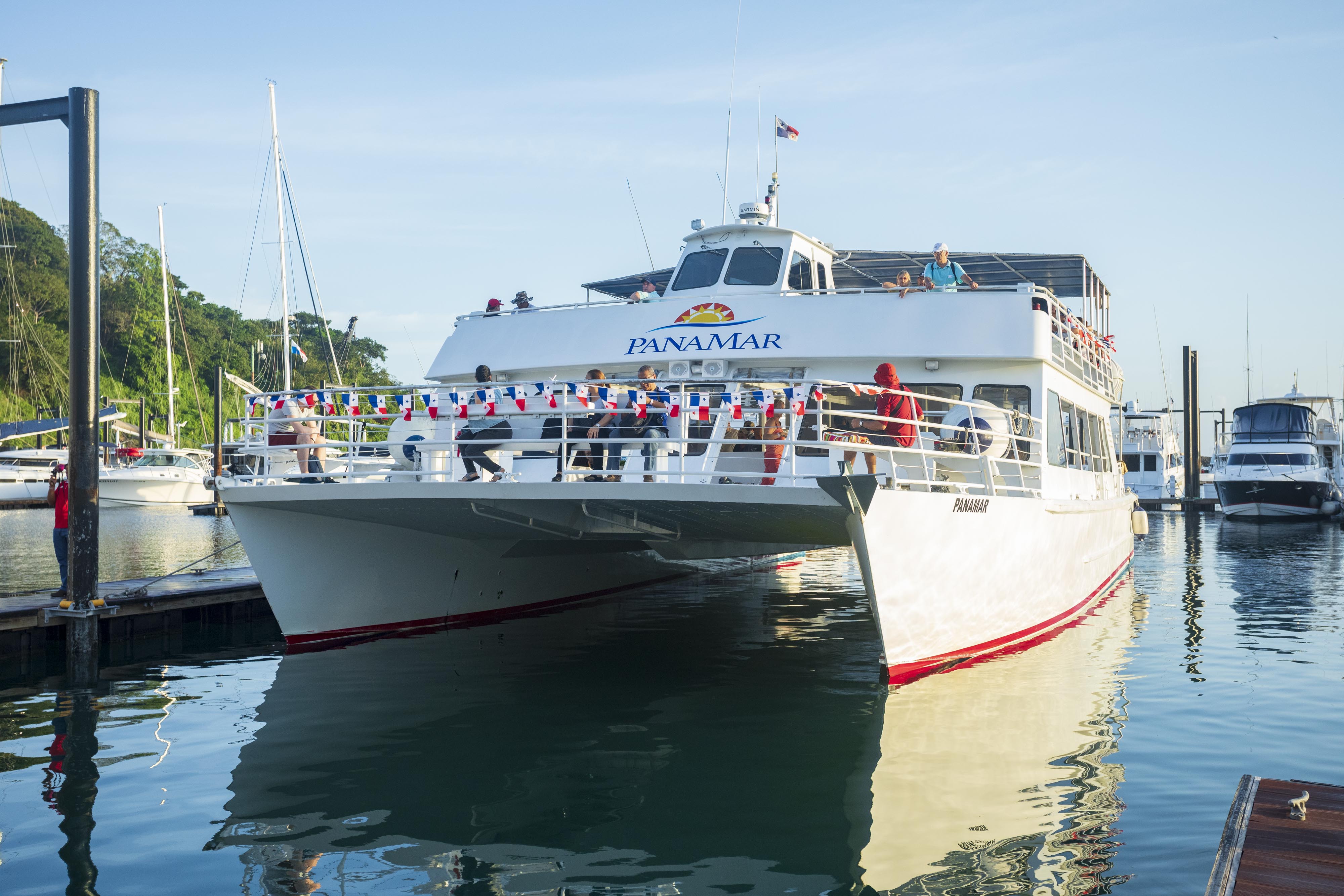 panama canal yacht transit fees