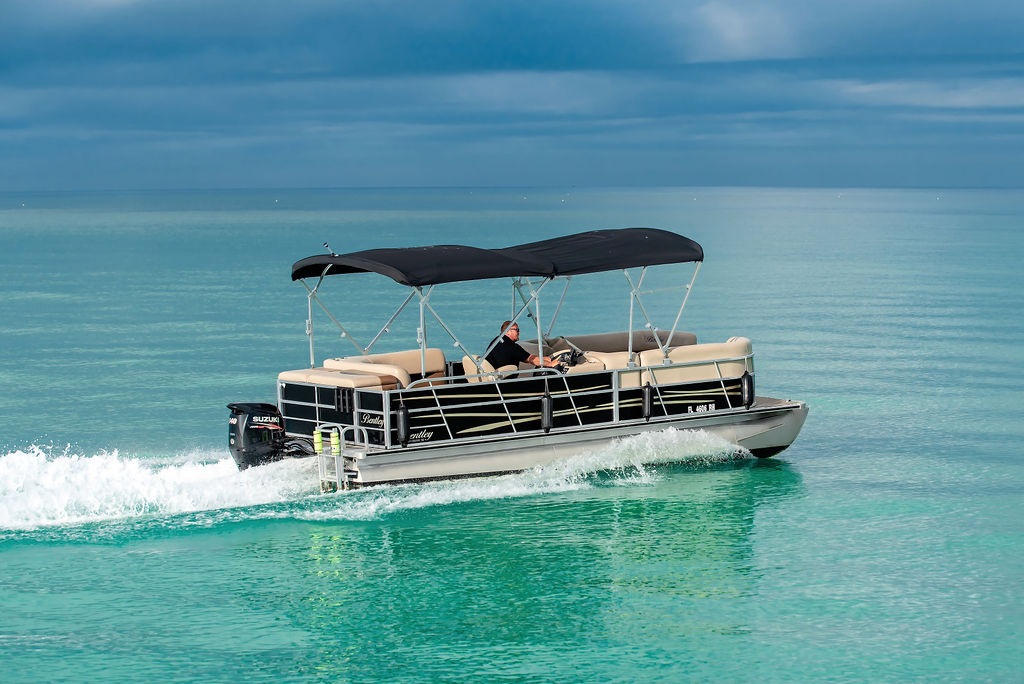 6 Hour Bentley Pontoon Rental