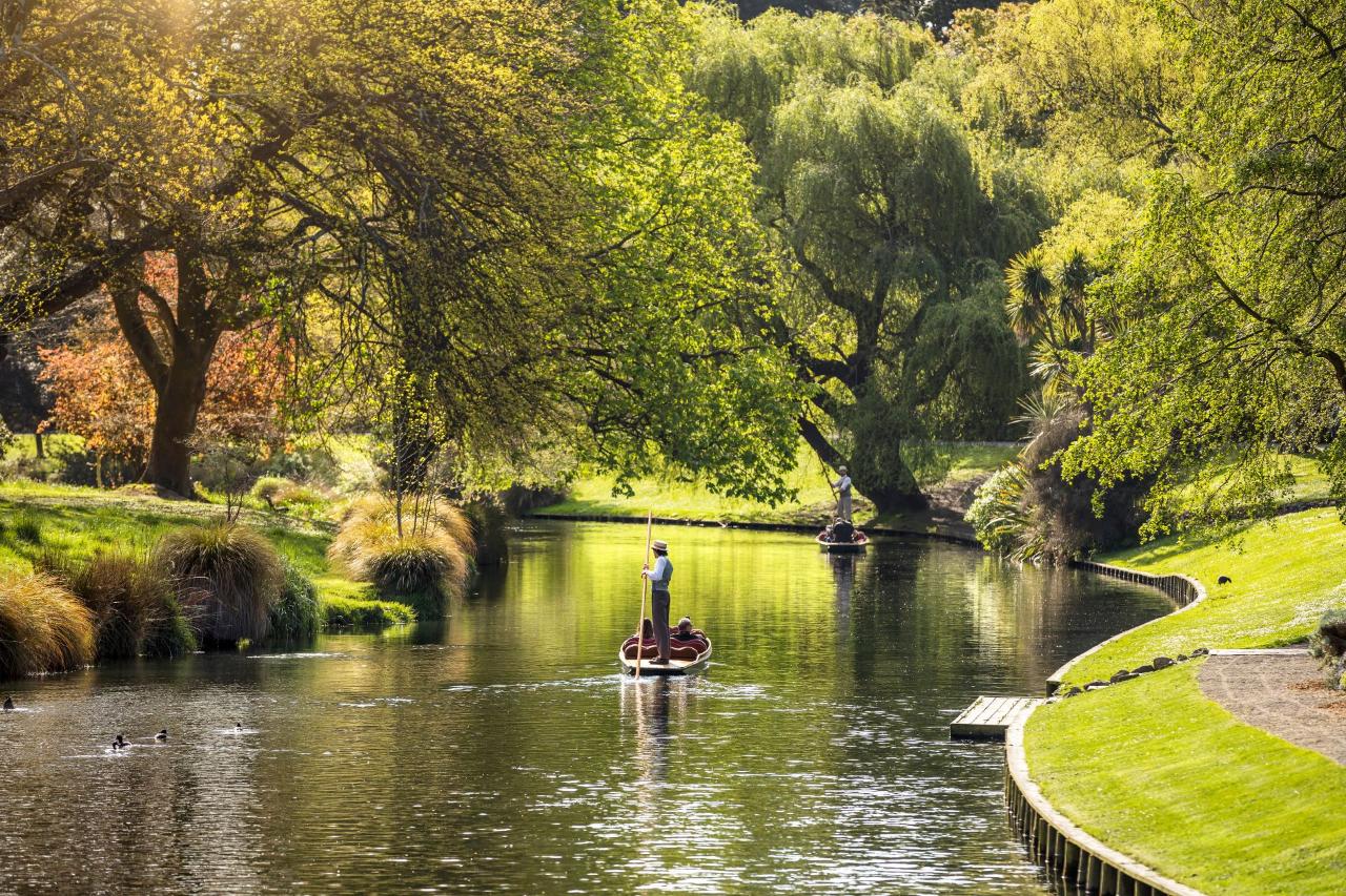 Christchurch Garden City - Small Group Tour