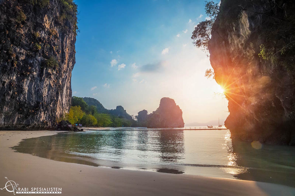 Hong Island Kayaking