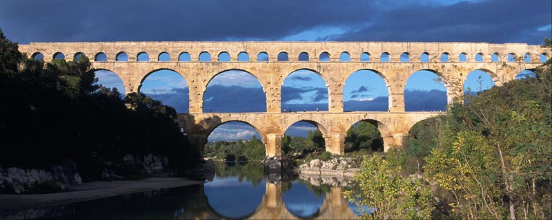 Tour de Provence Roman
