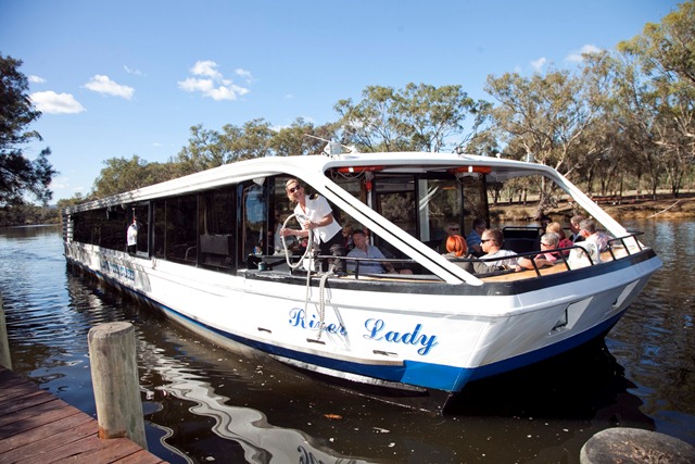 Perth, Kings Park, Swan River and Fremantle (Optional Return Cruise)