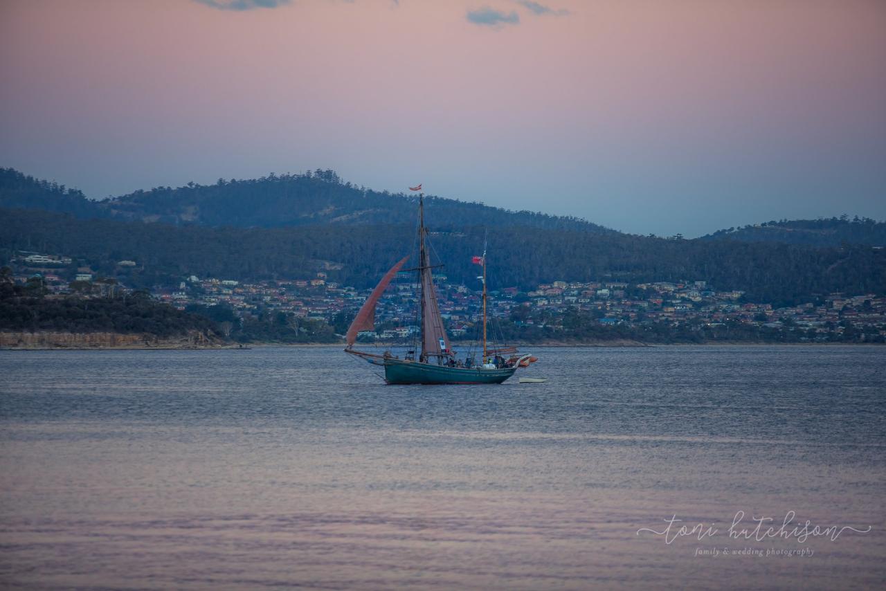 The Mini Wooden Boat Festival 2021 - Fireworks Sunday