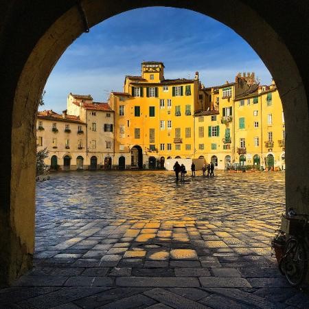 Pisa and Lucca From Florence Fullday Driving Tour