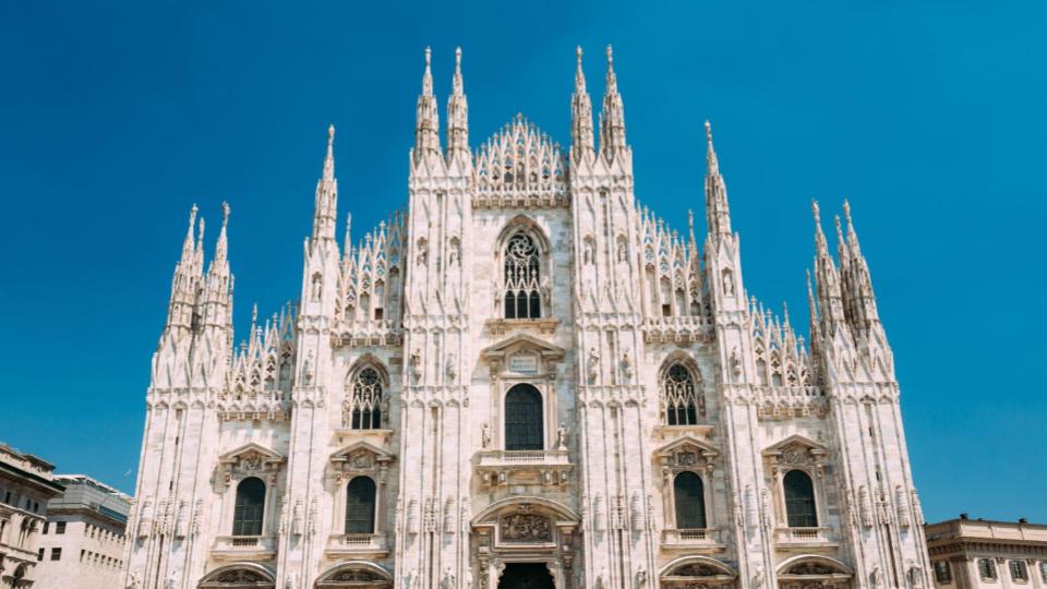 Private Half Day Guided Walking Tour of Milan
