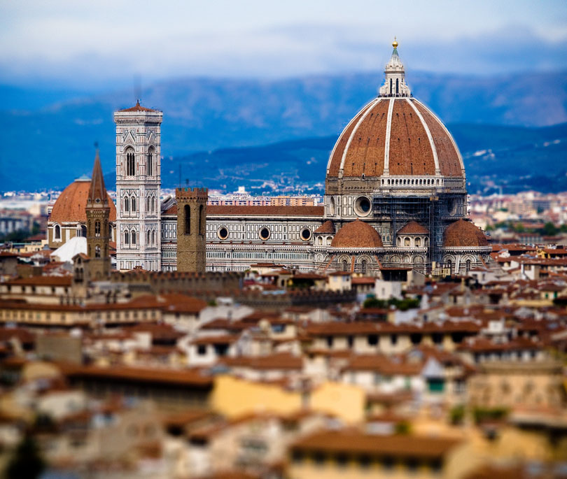 Private Driving Guided Tour of Florence: Including Accademia and Uffizi with Skip the line entrances