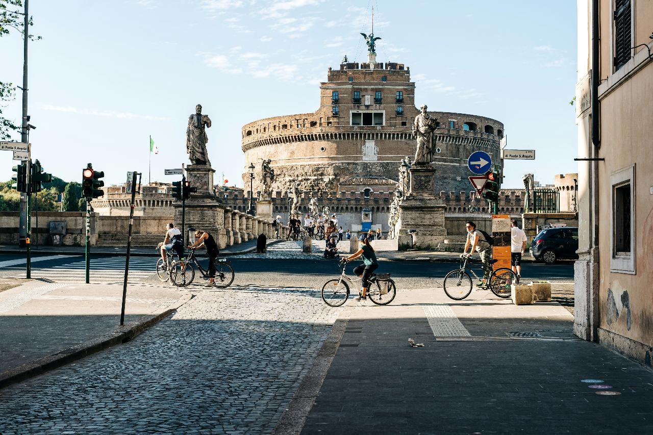 Haunted Rome Walking Tour: from Castel Sant'Angelo to Villa Giulia 