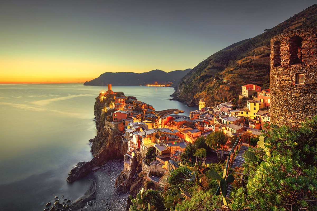 Cinque Terre Private Excursion with Driver and Local Expert Guide