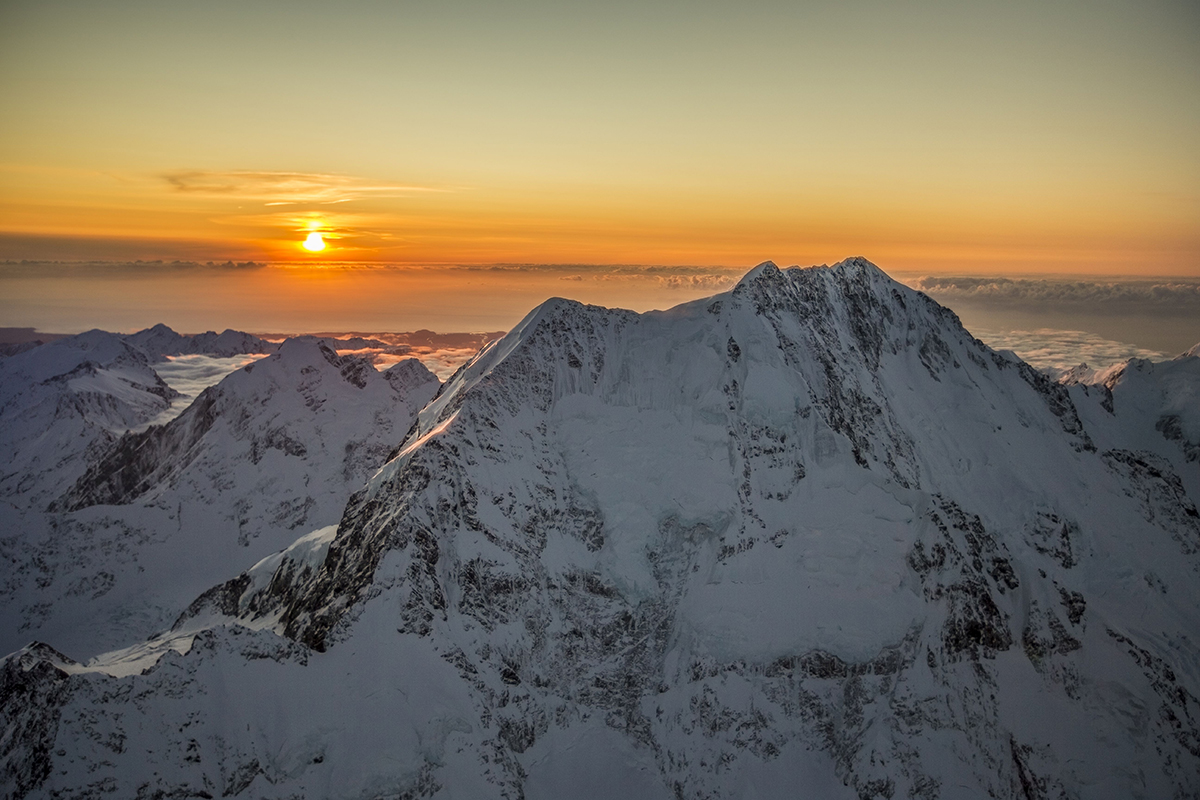 Grand Traverse Scenic Flight of Mt Cook and Glaciers - Lake Tekapo