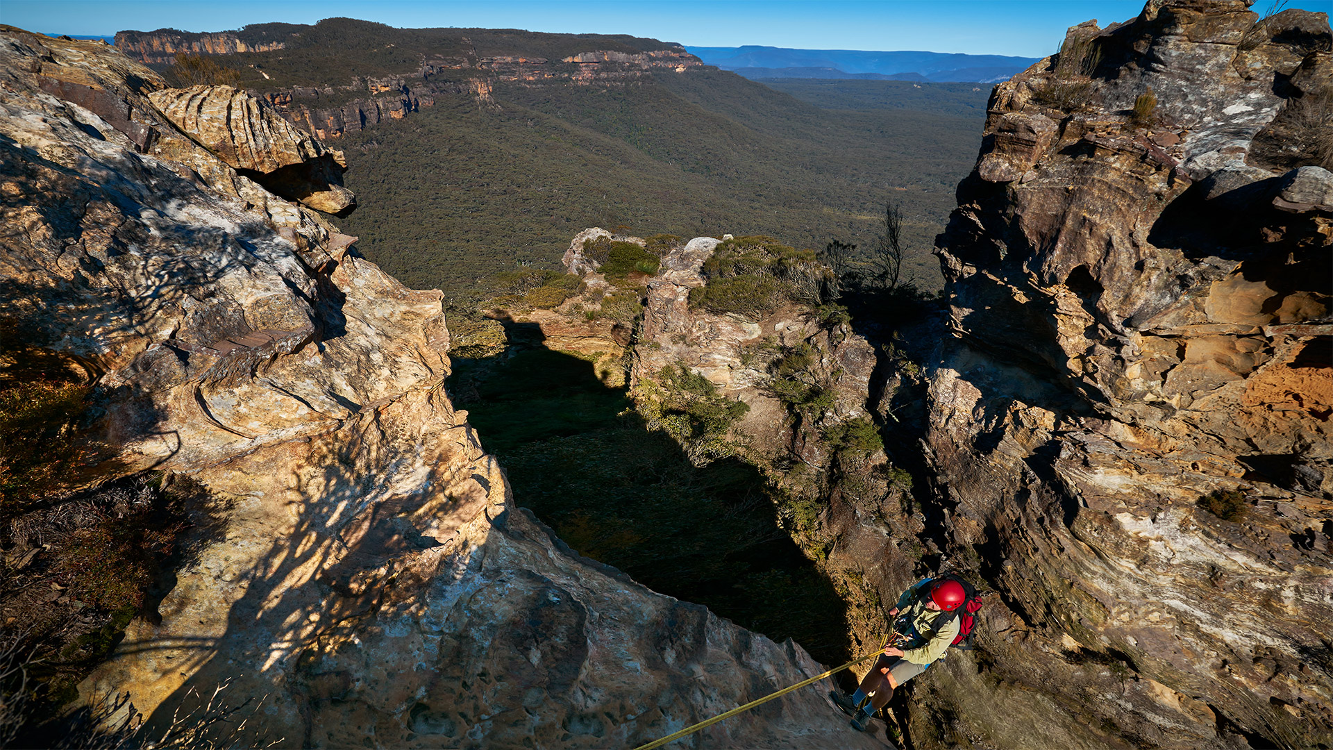 Full Day Multi-Pitch Abseiling Adventure With Lunch