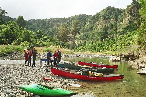 2 Day Rangitikei River Canoe