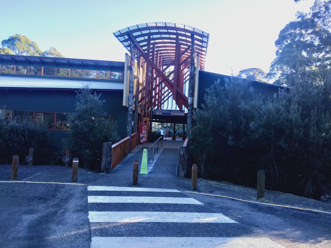 Lake St Clair Lodge to Devonport 