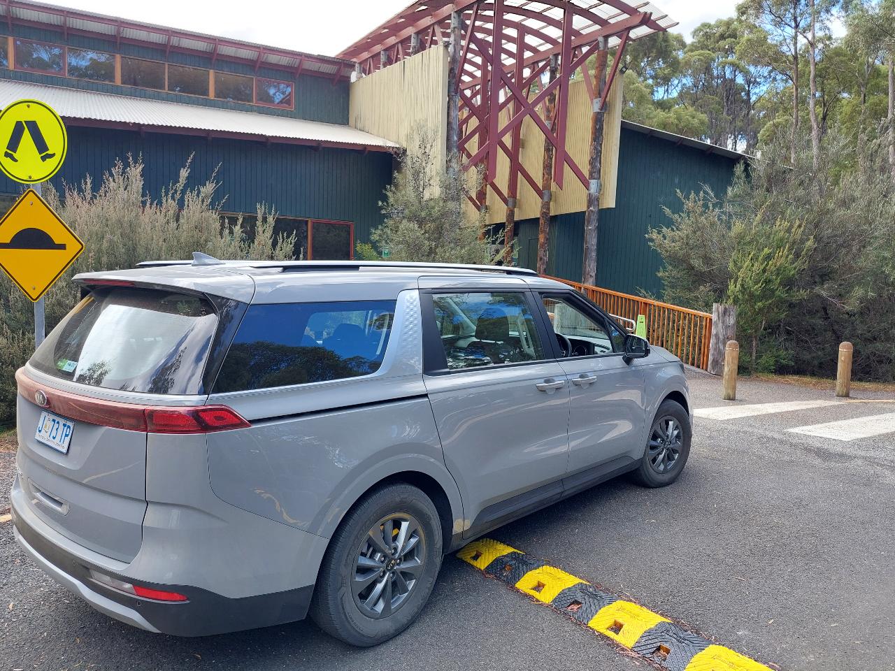 Lake St Clair Lodge to Launceston 