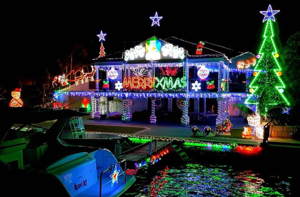 Christmas Lights Cruise Mandurah Cruises