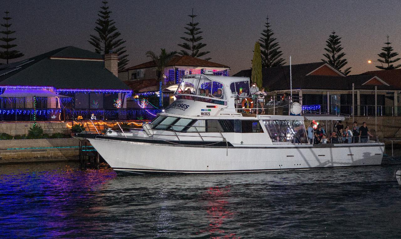 Christmas Lights Cruise Mandurah Cruises