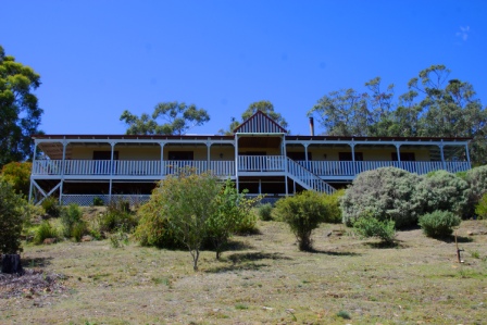 Three Capes and Tasman Lodge - Bedroom 1 (??)
