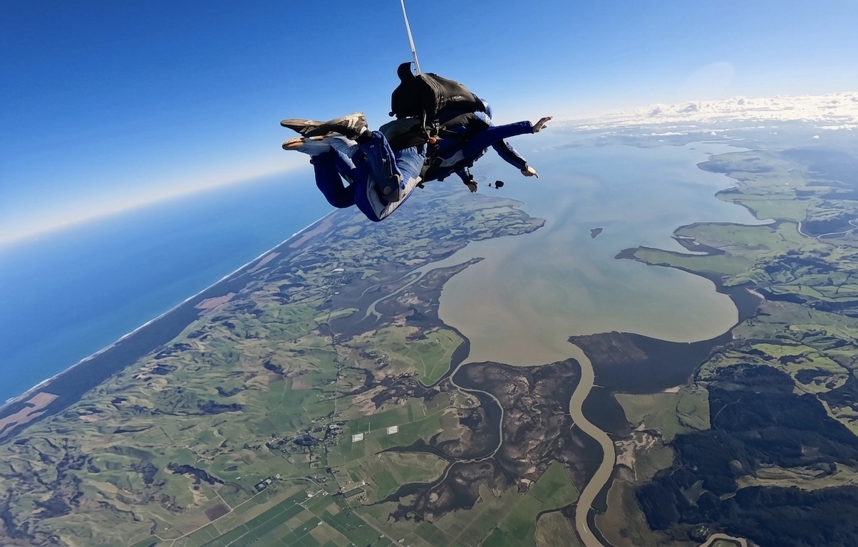 16,000ft Skydive