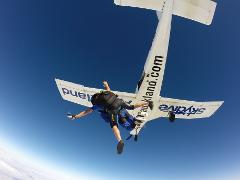 9,000ft Skydive