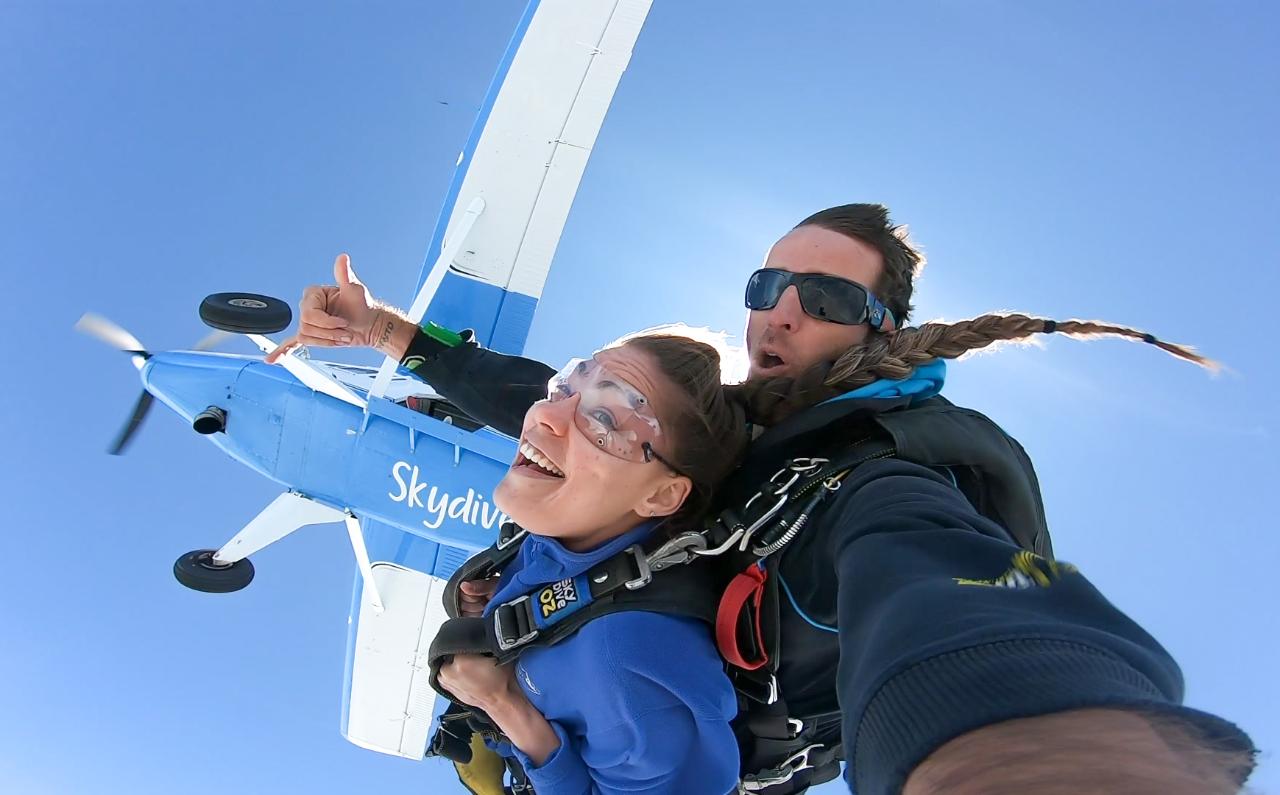 Up to 15,000ft Tandem Skydive - Dubbo