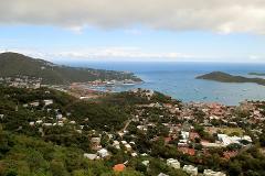 Private St Thomas Tour with Beach and Downtown Shopping