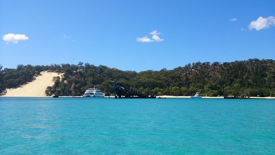 1 Day Moreton Island 4WD Eco Sightseeing tour