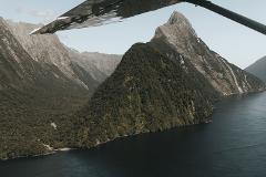 Milford Sound Scenic Flyover 