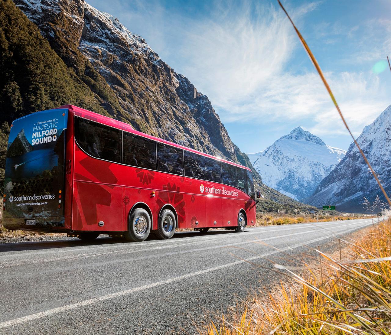 Milford Sound Coach | Cruise | Fly