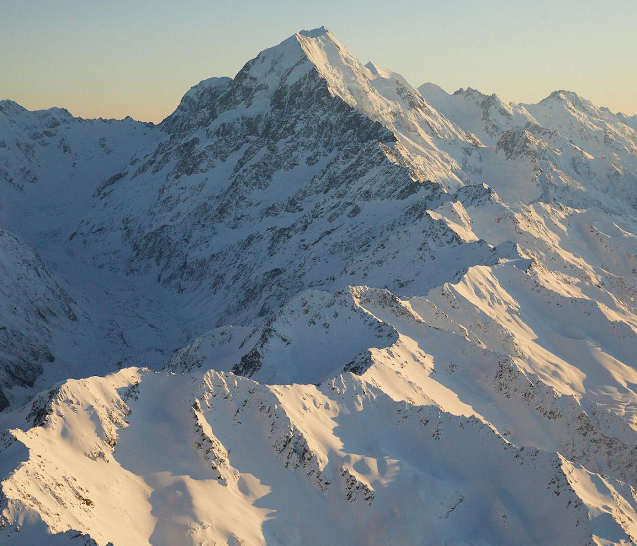 Mt. Cook & The Glaciers Scenic Flight with Landing