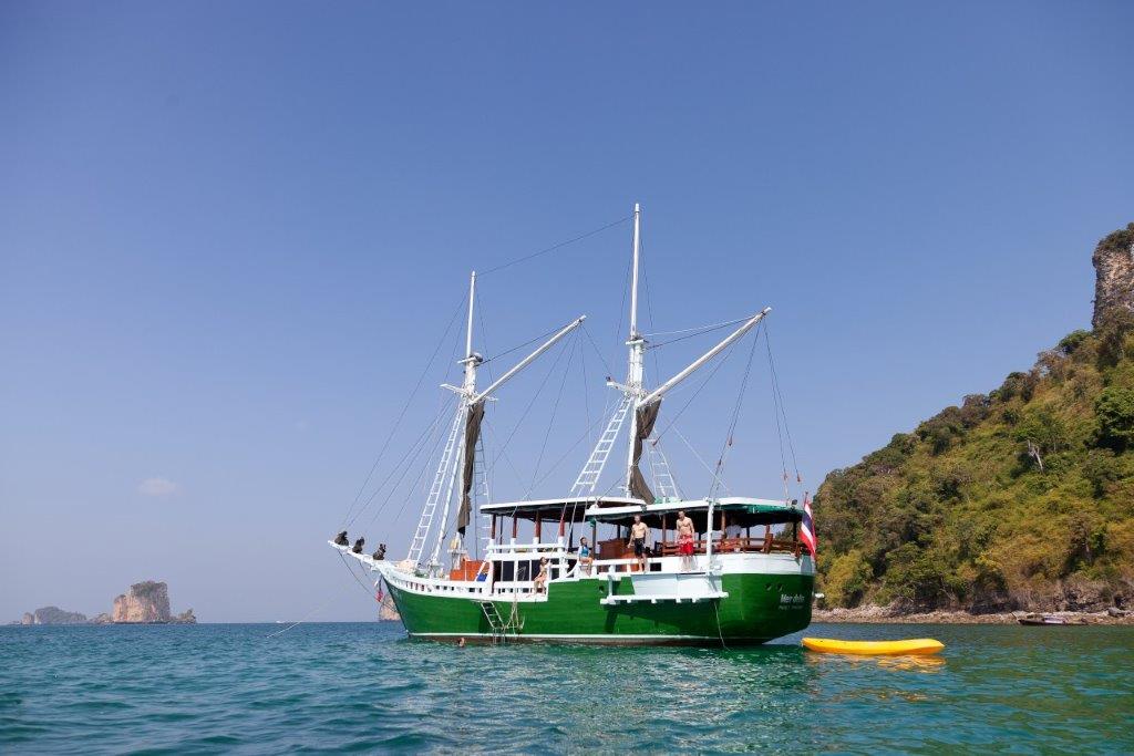 Local Island Day / Dinner Cruise off Phuket