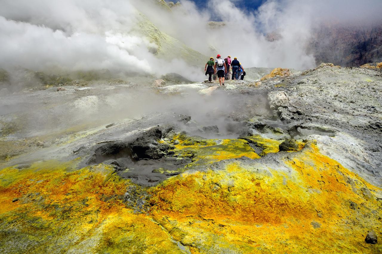 White Island Tour including transfers from Tauranga