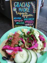 Mexico City Vegan Food Tour: a Delicious Journey in Roma and Condesa (Private / 3.5 h)