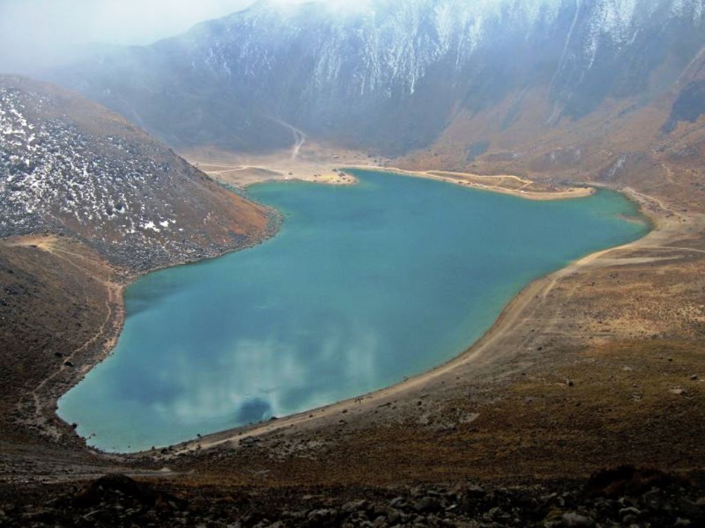 Mexico City Hiking Tour: Trek Glorious Volcanoes (Small-Group / 3D) 