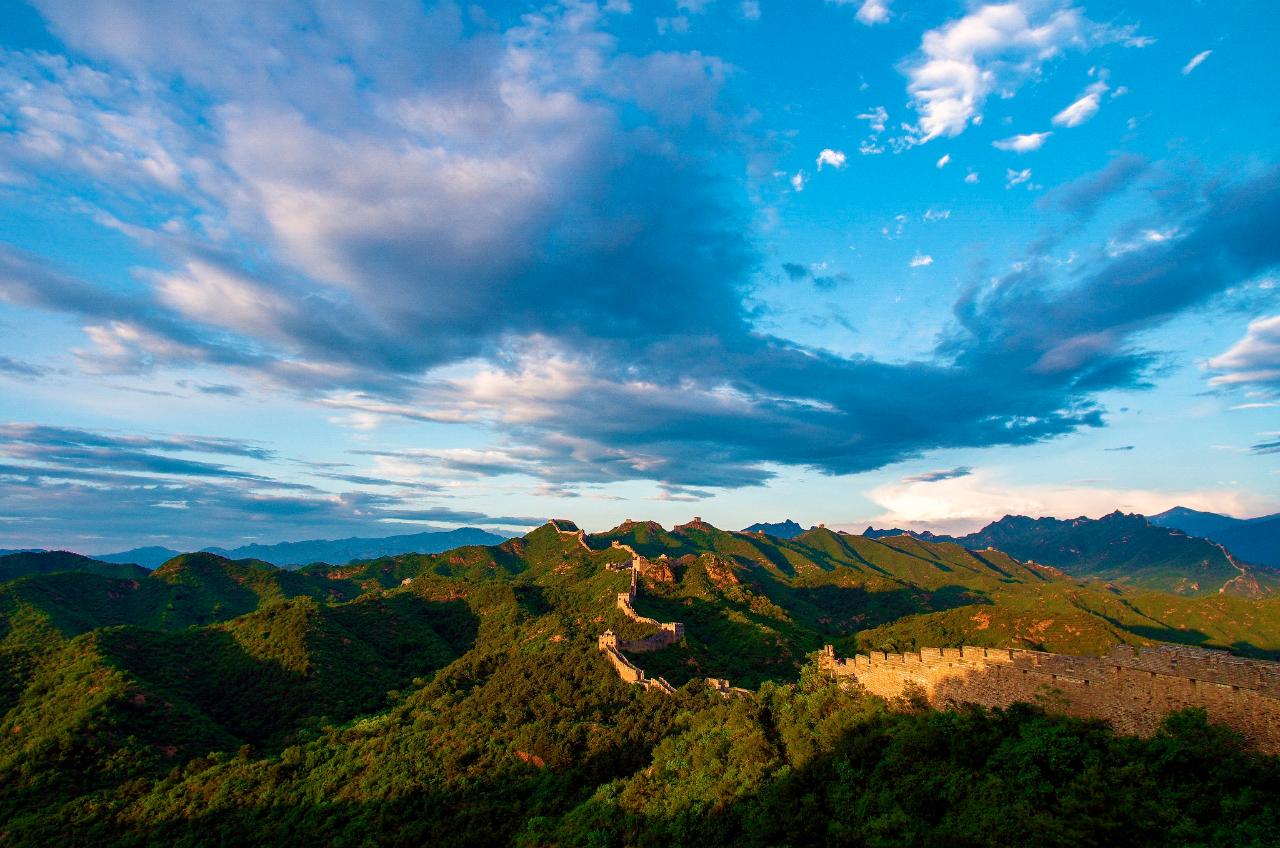 Beijing Bus Tour: 1 Day Jinshanling Great Wall Hiking Tour