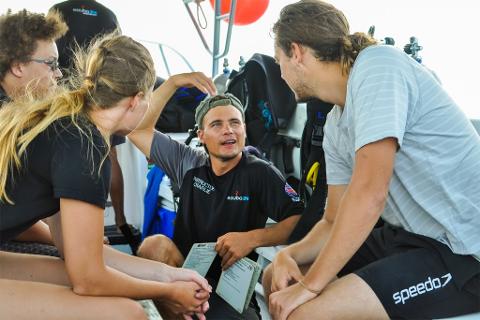 cozumel_diving_leart_to_dive_school_1024x683