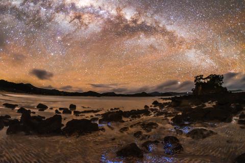 7a192b0f958a47c282217e74c269e534DGBIT_Dark_Sky_Licenced_Photos_from_Mark_Russell___Web_Resolution_3